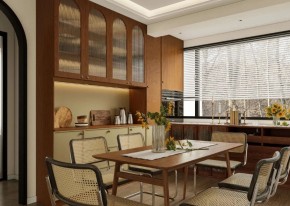 現(xiàn)代中古風(fēng)三居室餐廳裝修效果圖